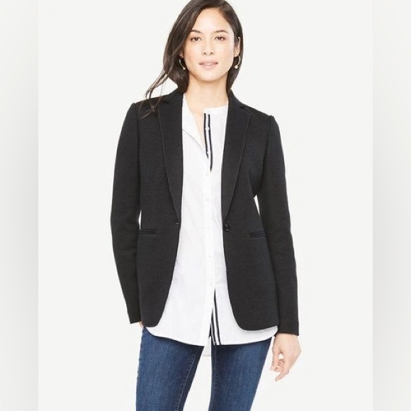 Ann Taylor Jackets & Blazers - Ann Taylor Relaxed Longline Blazer